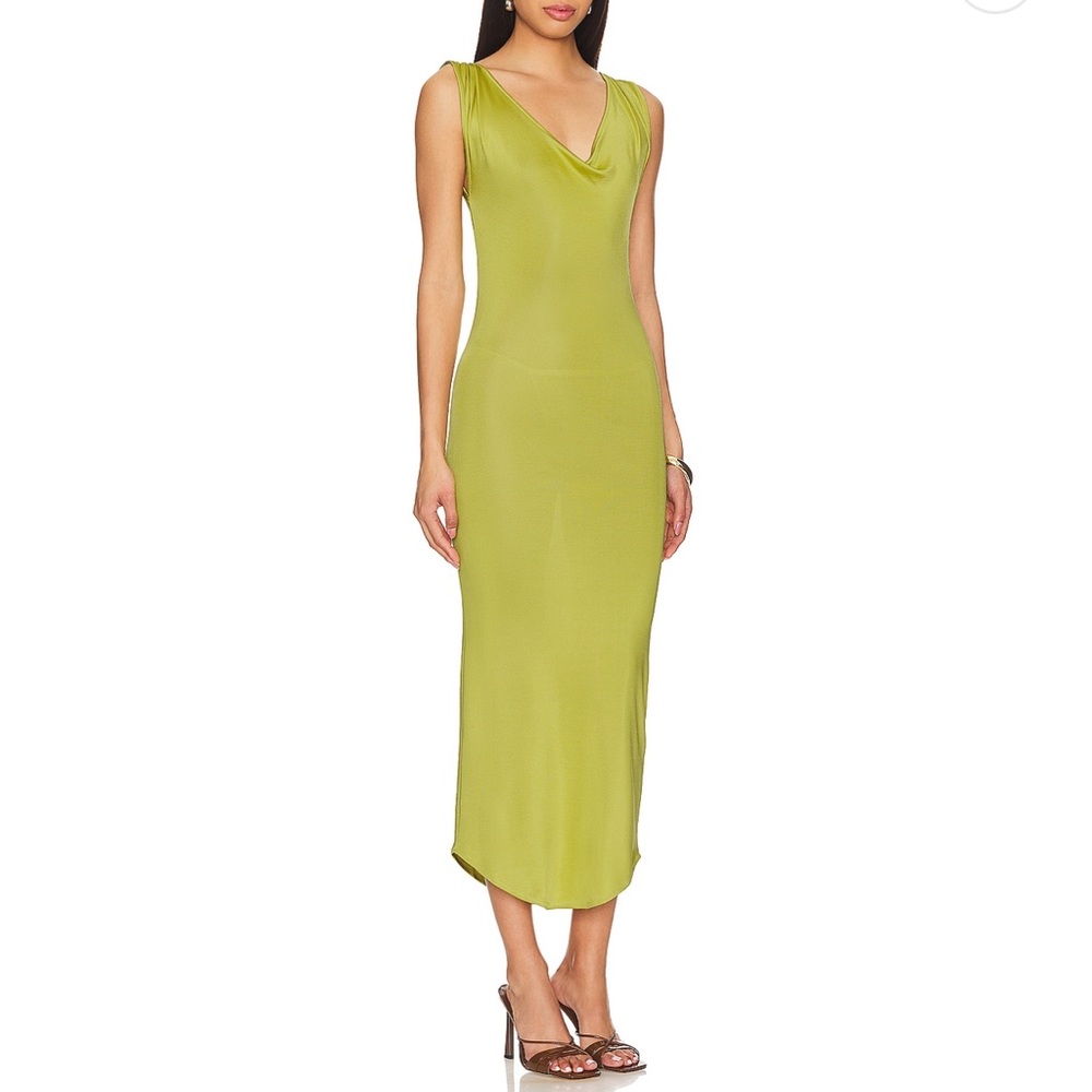 NWT ASTA RESORT CHLOE DRESS – CHARTREUSE
SIZE: XL